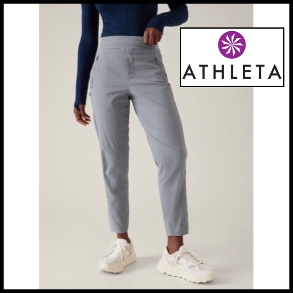 Athleta Trekkie North Joggers in Coastline Blue. Size 8.